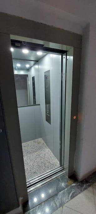 Apartment In Marrakech - Wifi - Iptv Movies - Equipped - Free Parking Apartment Marrakesh