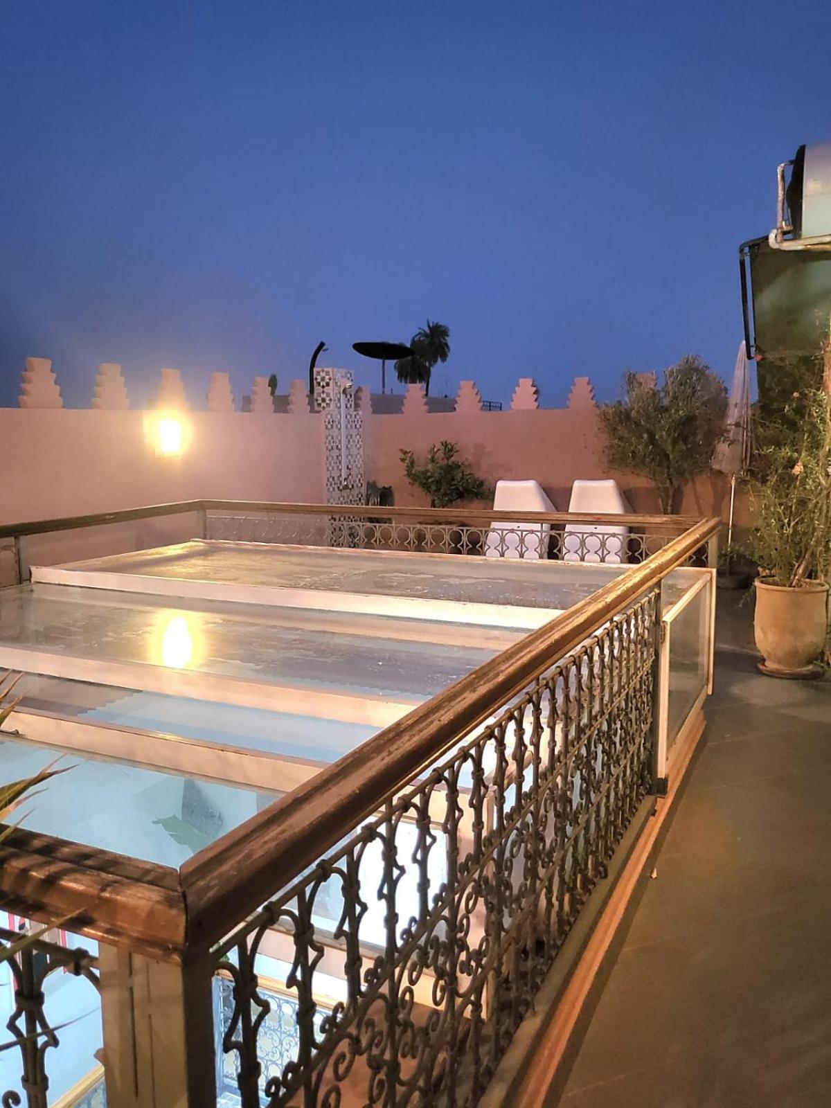 Melilo Avec Piscine Chauffee Marraquexe