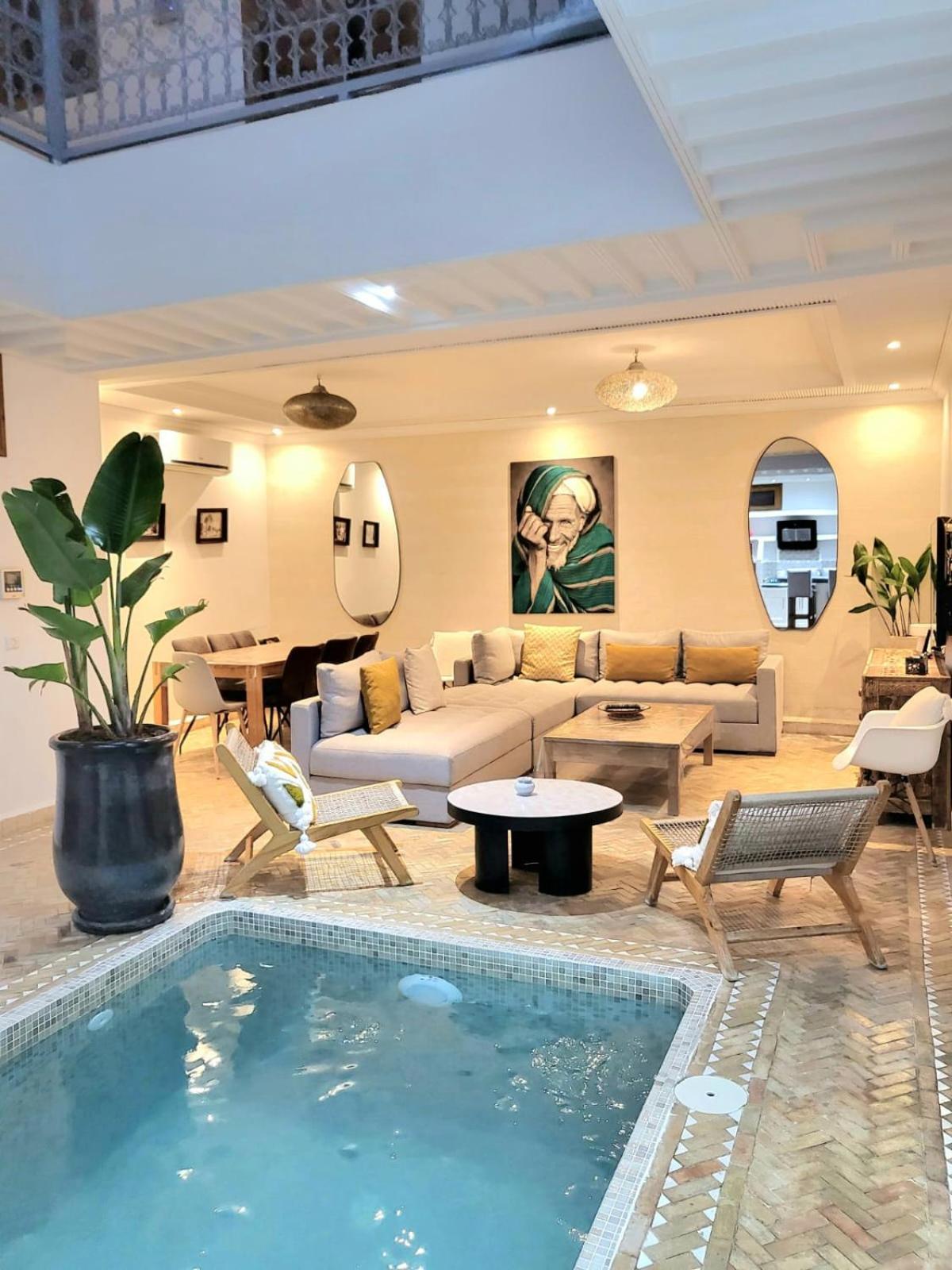Melilo Avec Piscine Chauffee Marrakesh