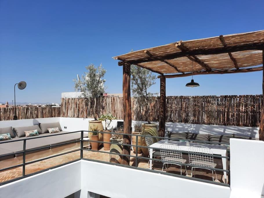 Riad Riad Dar Zouina Avec Piscine Chauffee