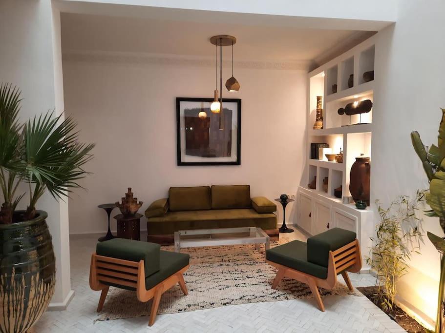 Riad Riad Dar Zouina Avec Piscine Chauffee Marrakesh