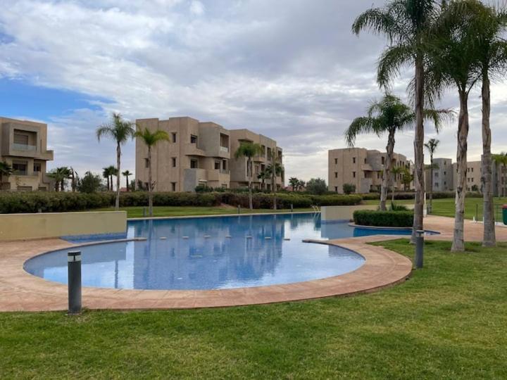 Apartment Prestigia With Pool *