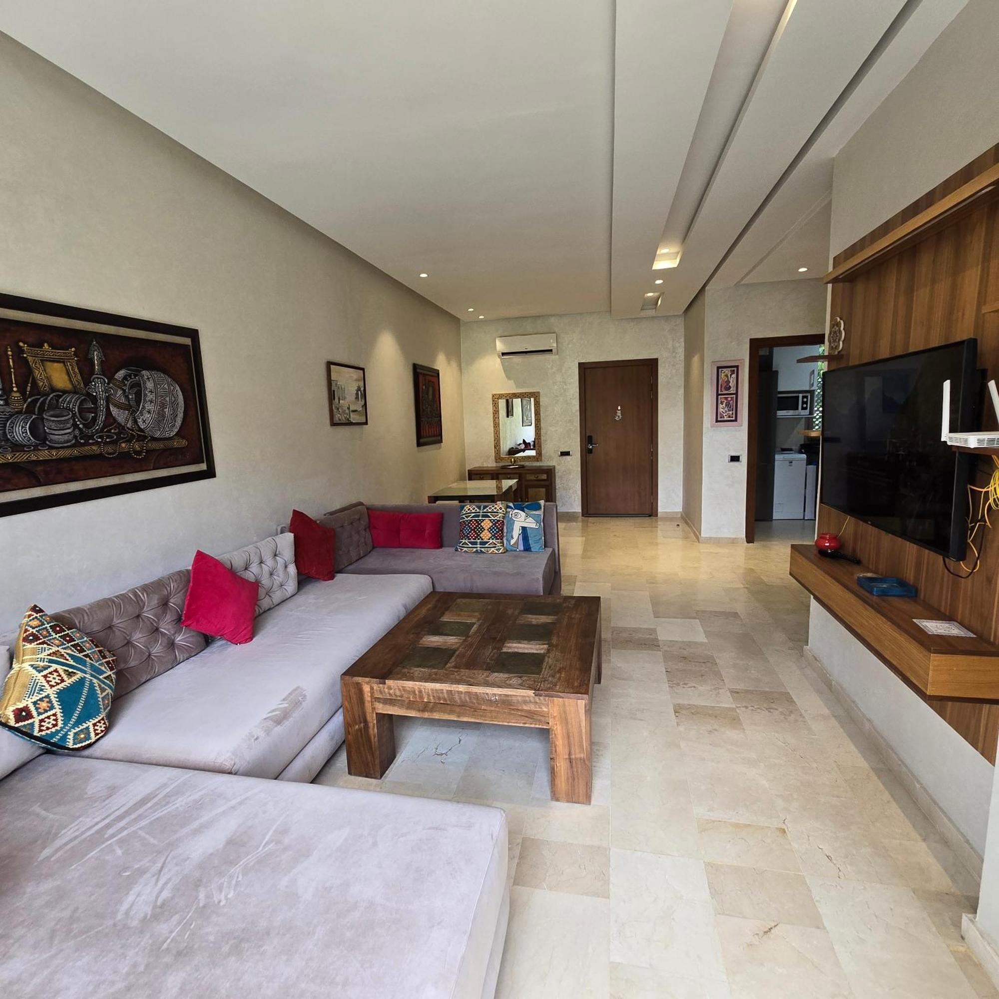 Prestigia With Pool
