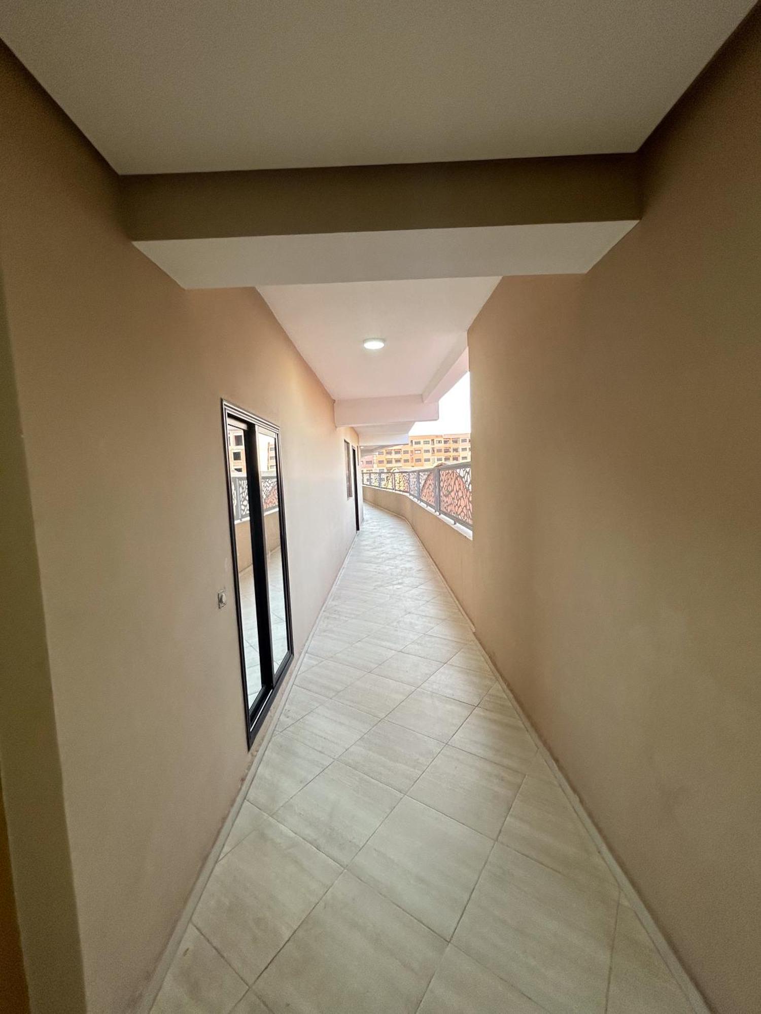 Le Cocon Dore Avec Terrasse Ensoleillee Au Centre De Marrakech Appartement Marrakesh