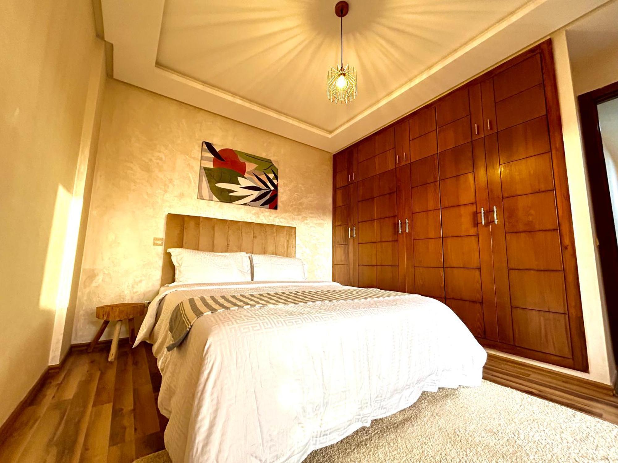 Appartement Le Cocon Dore Avec Terrasse Ensoleillee Au Centre De Marrakech *