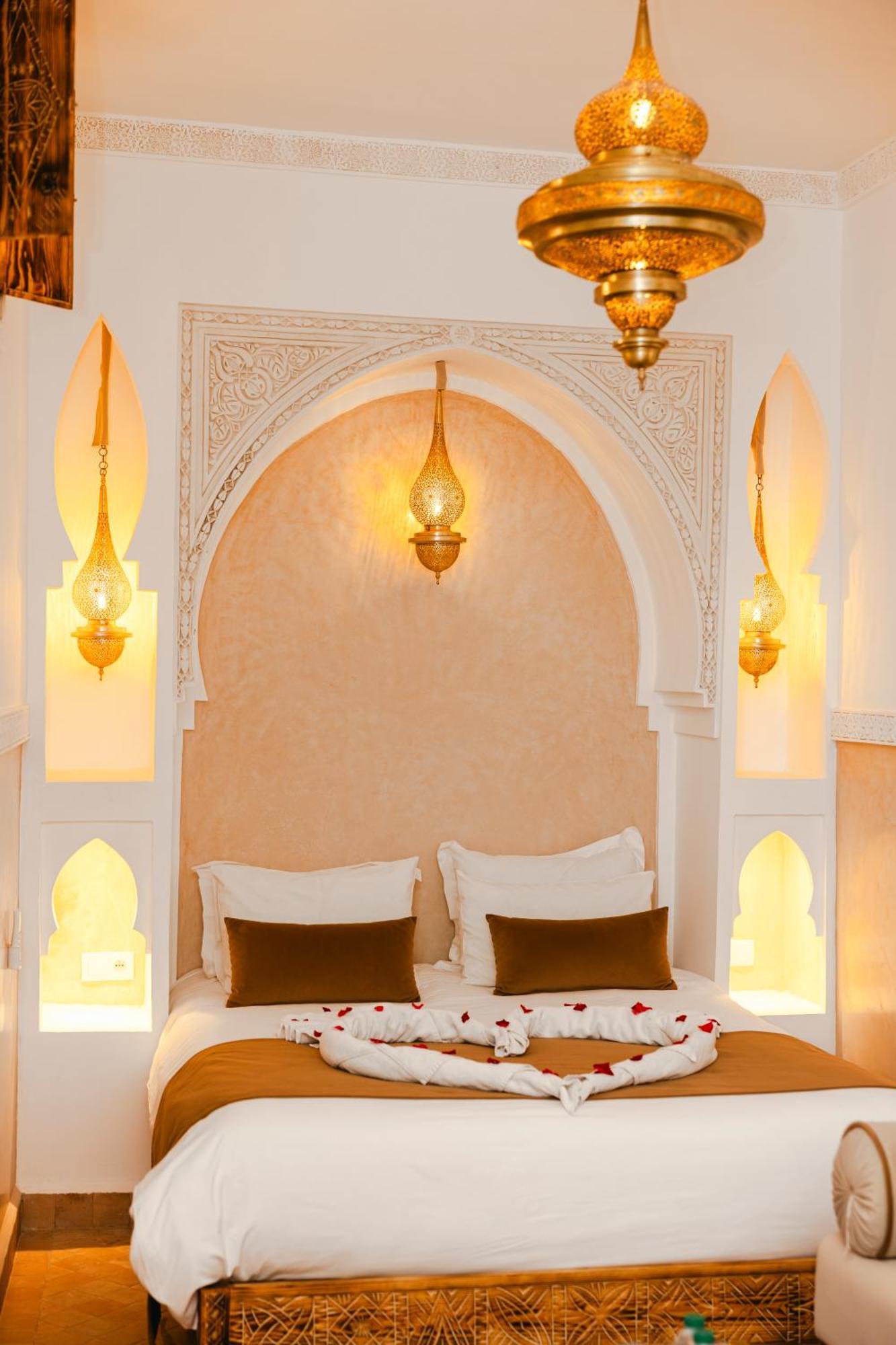 Riad Anya &