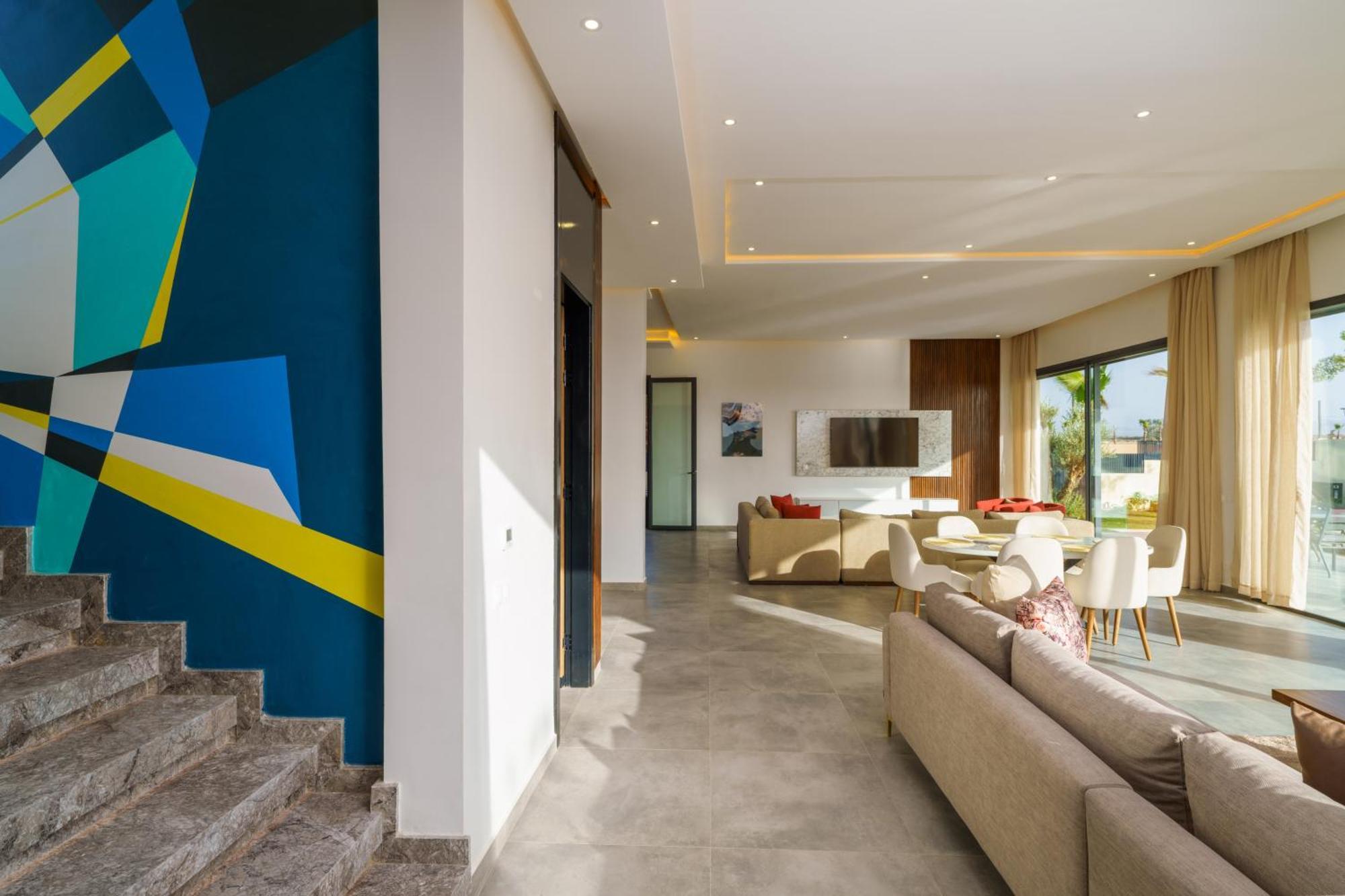 Golden Luxruy Serenity Villa *