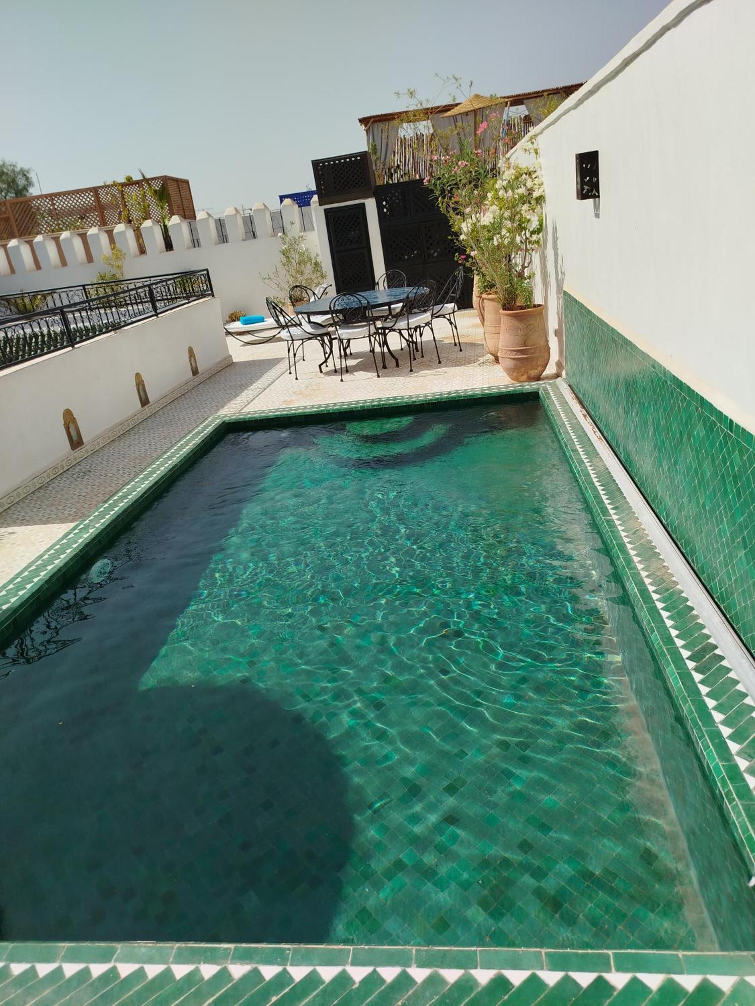 Les Trois Mages Riad *