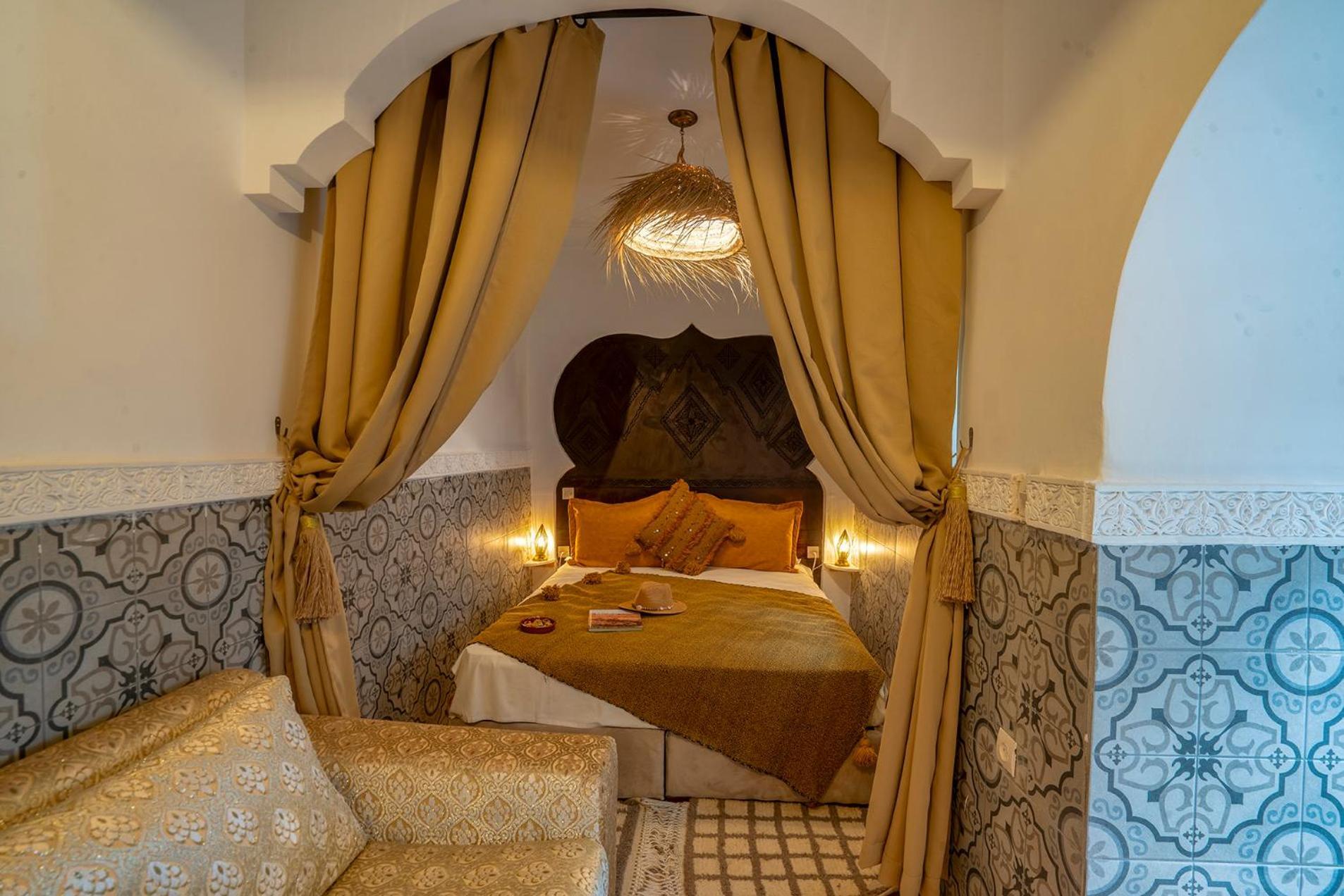 Riad Yalla Habibi