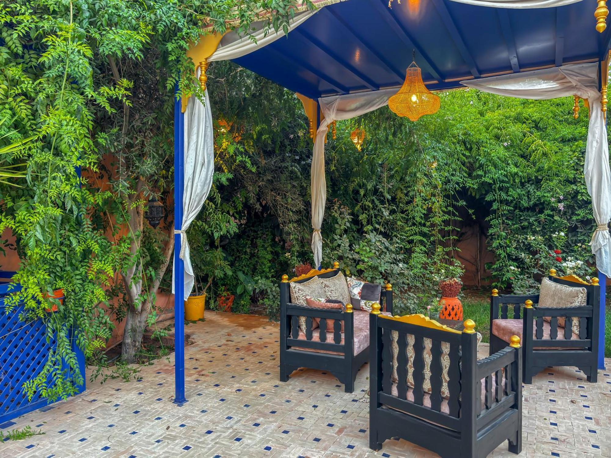 Le Bleu House *