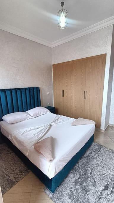 Apartment A Cote De L'aeroport Avec Climatisation Et Wifi