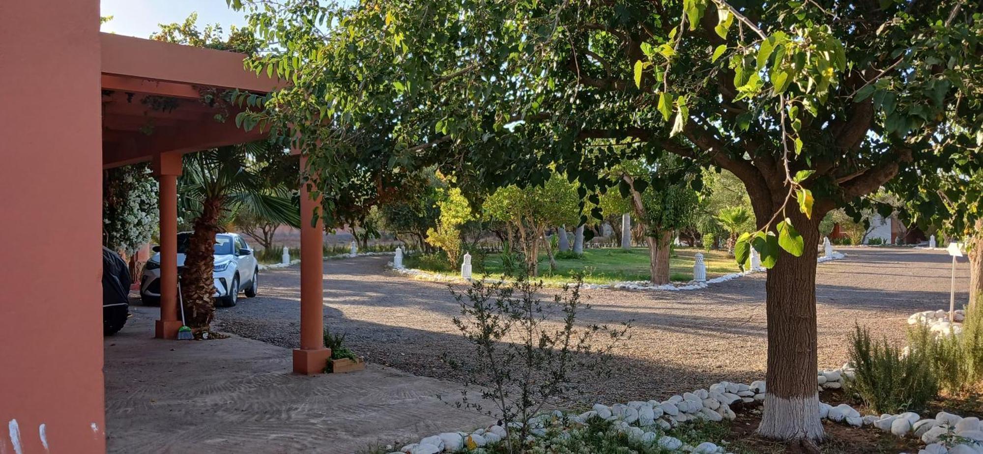 Rayan Marrakech Secteur Palmeraie Dans Propriete De 2 Hectares Avec Jardin Arbres Fruitiers Villa *