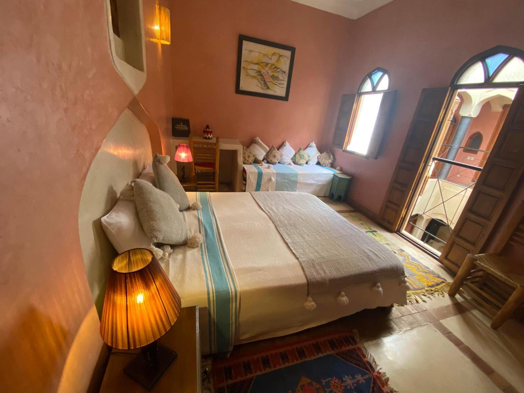 Sabah Guest house *