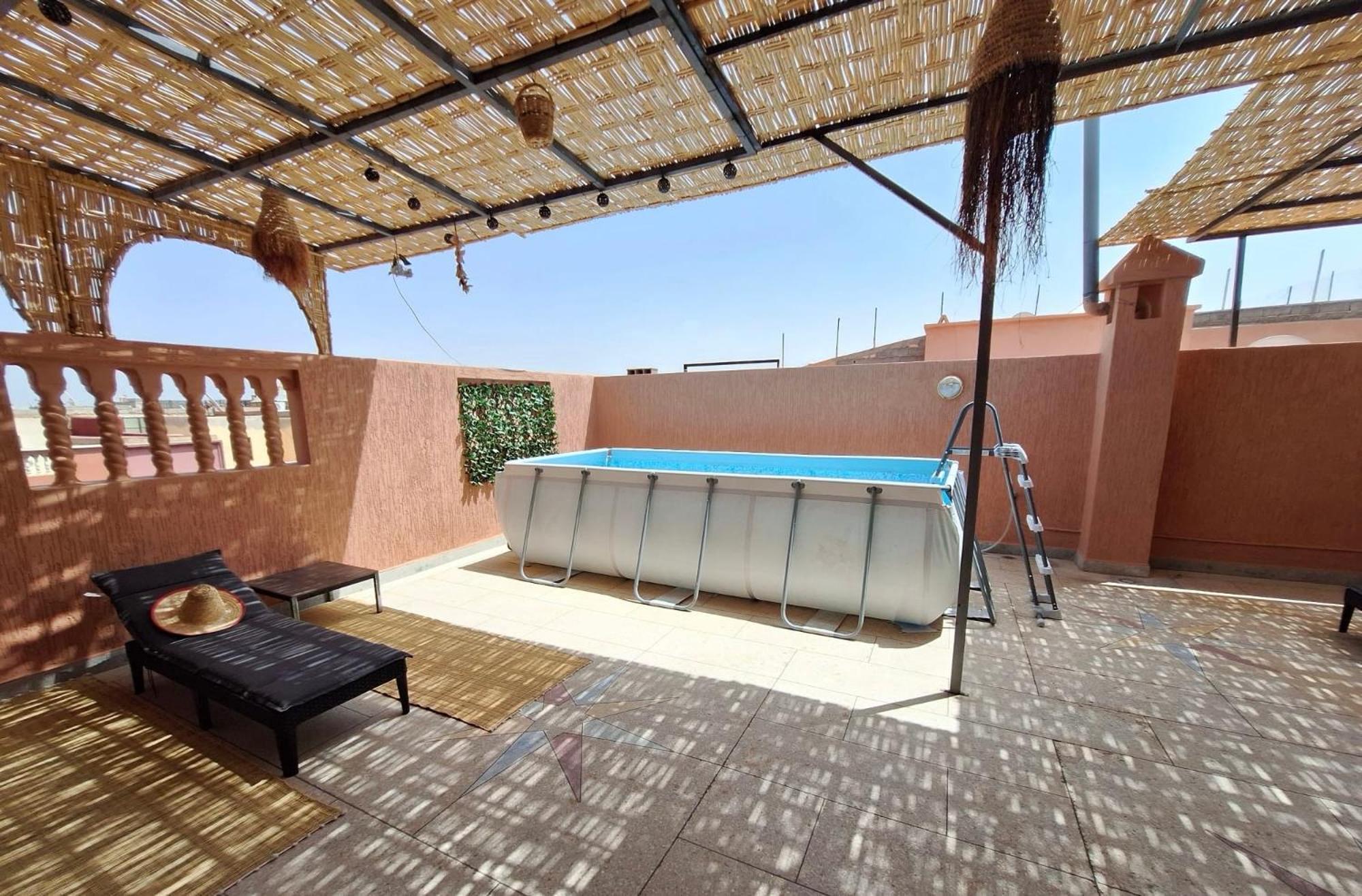 Near Airport - Pool- Terrace- Airco-parking-wifi Marrakesh