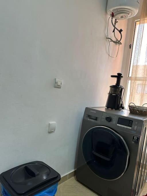 Apartment Quiet Two Bedroom 5 Min From The Airport *