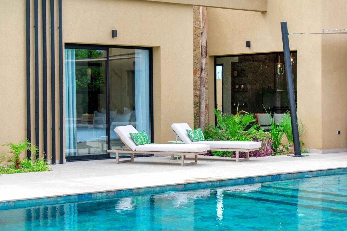 Villa 4 Palmeria *