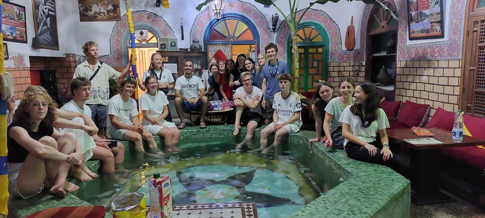 Dia Hostel *