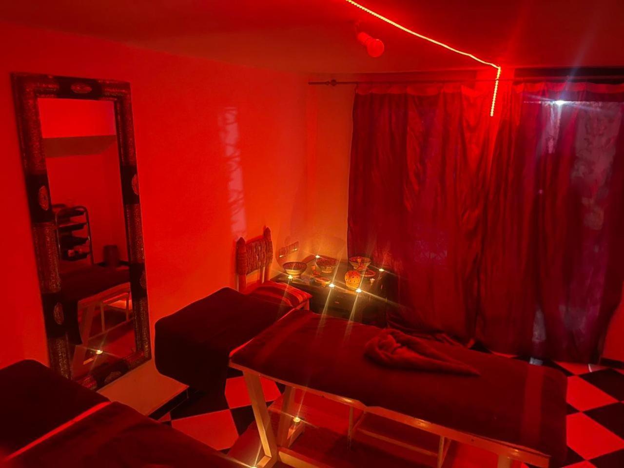 Salma Restaurant Bed & Breakfast