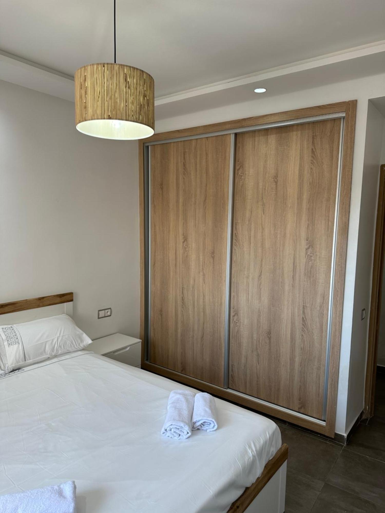 Apartamento Gorgeous Newly Renovated Apt- Near Restaurant And Shopping Center *