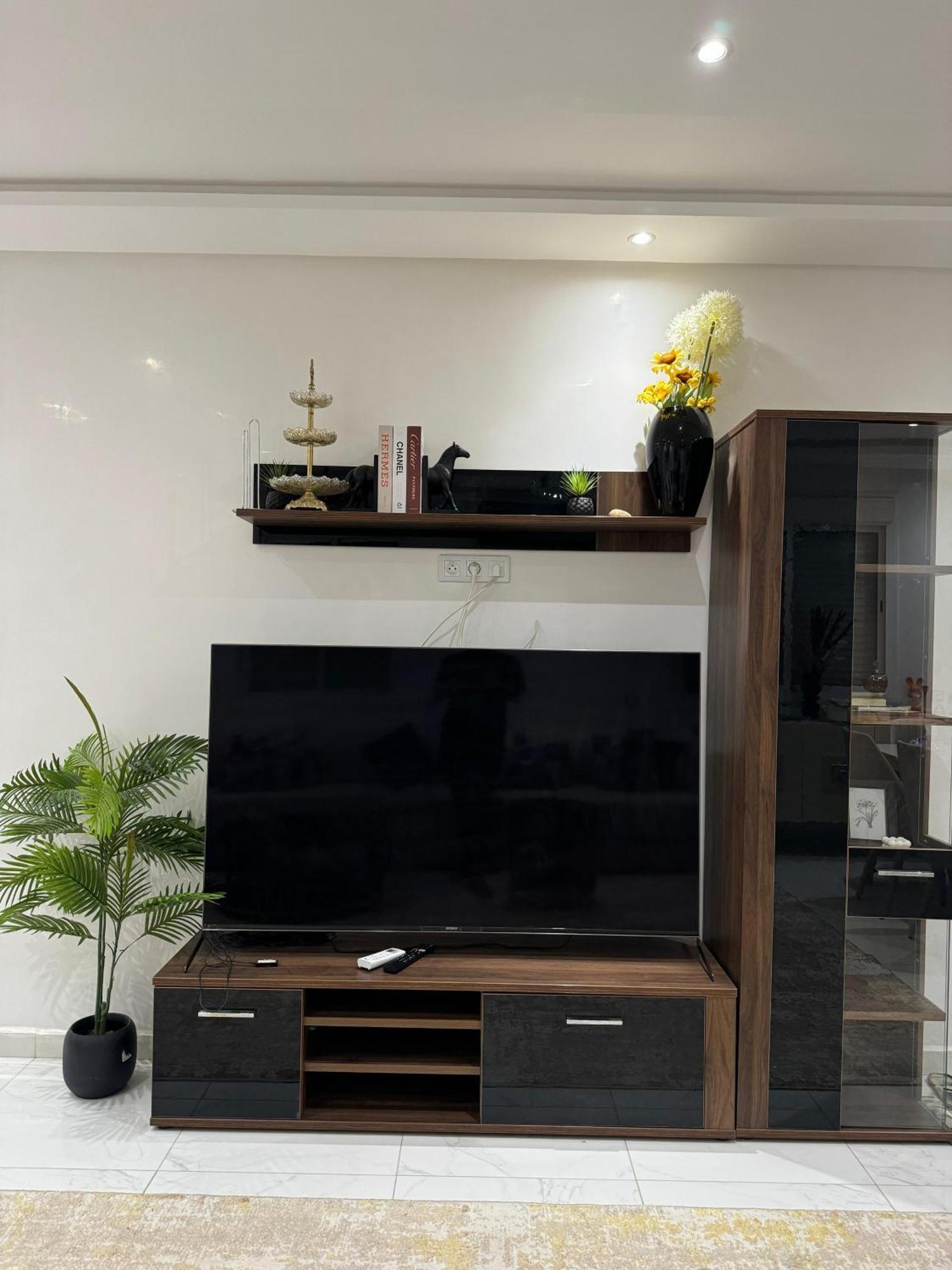 A Marrakech,spacieux, Calme Et Propre Appartement *