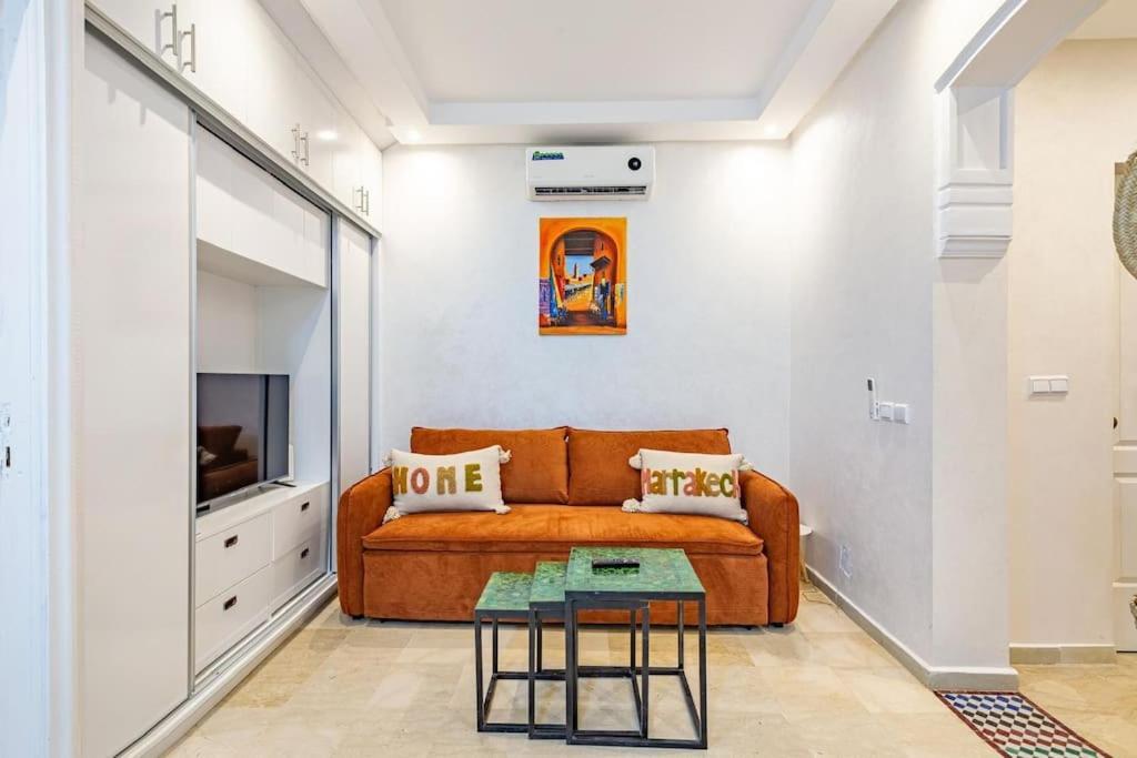 Avec Terrasse Et Piscine Apartment *
