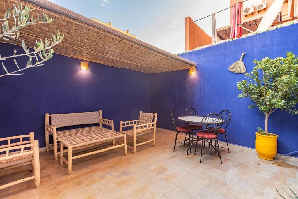 Apartment Avec Terrasse Et Piscine *
