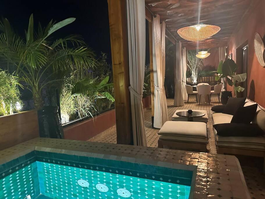 Roof Terrasse Centre-gueliz Jacuzzi Apartamento *