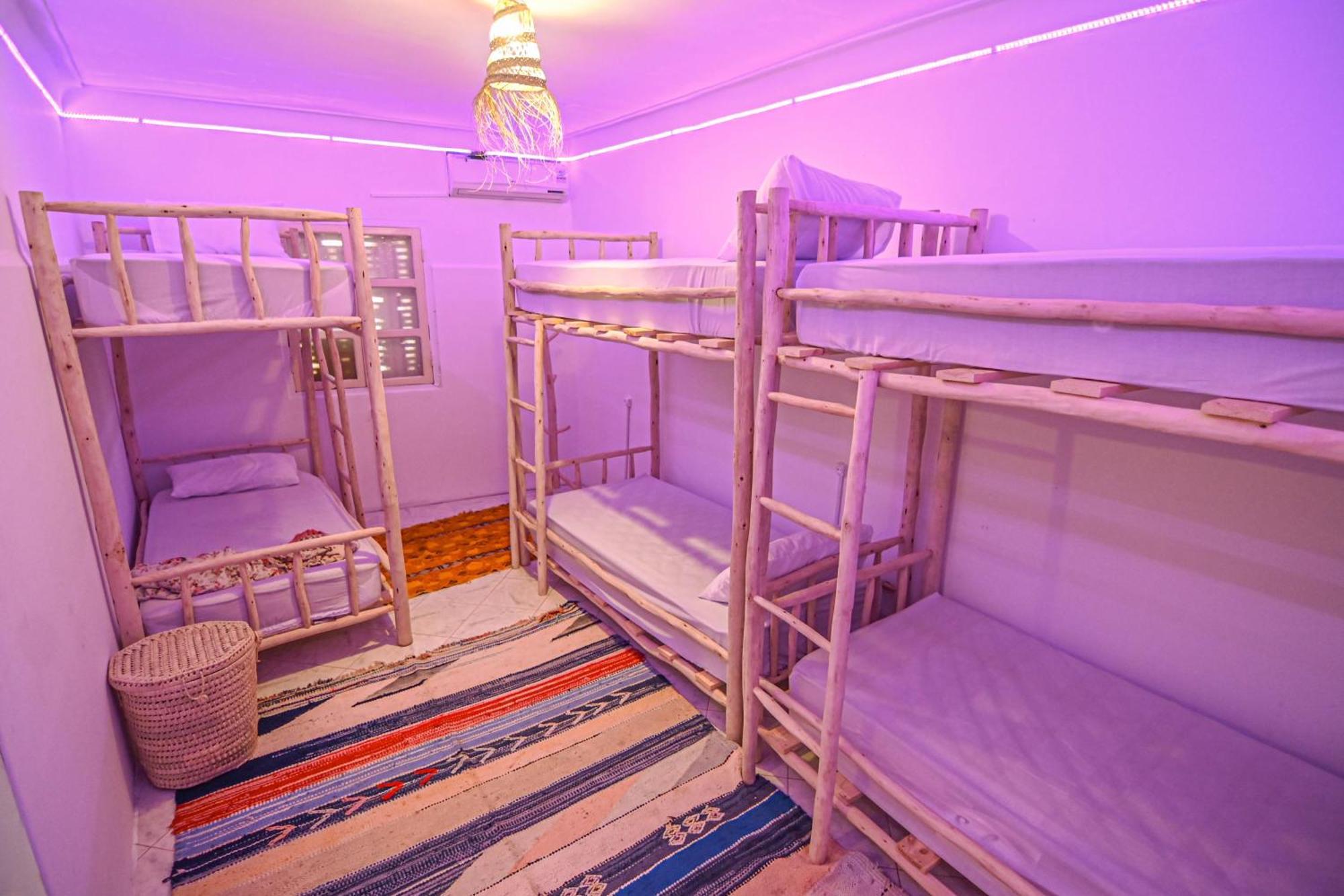 Oasis Medina Hostel *