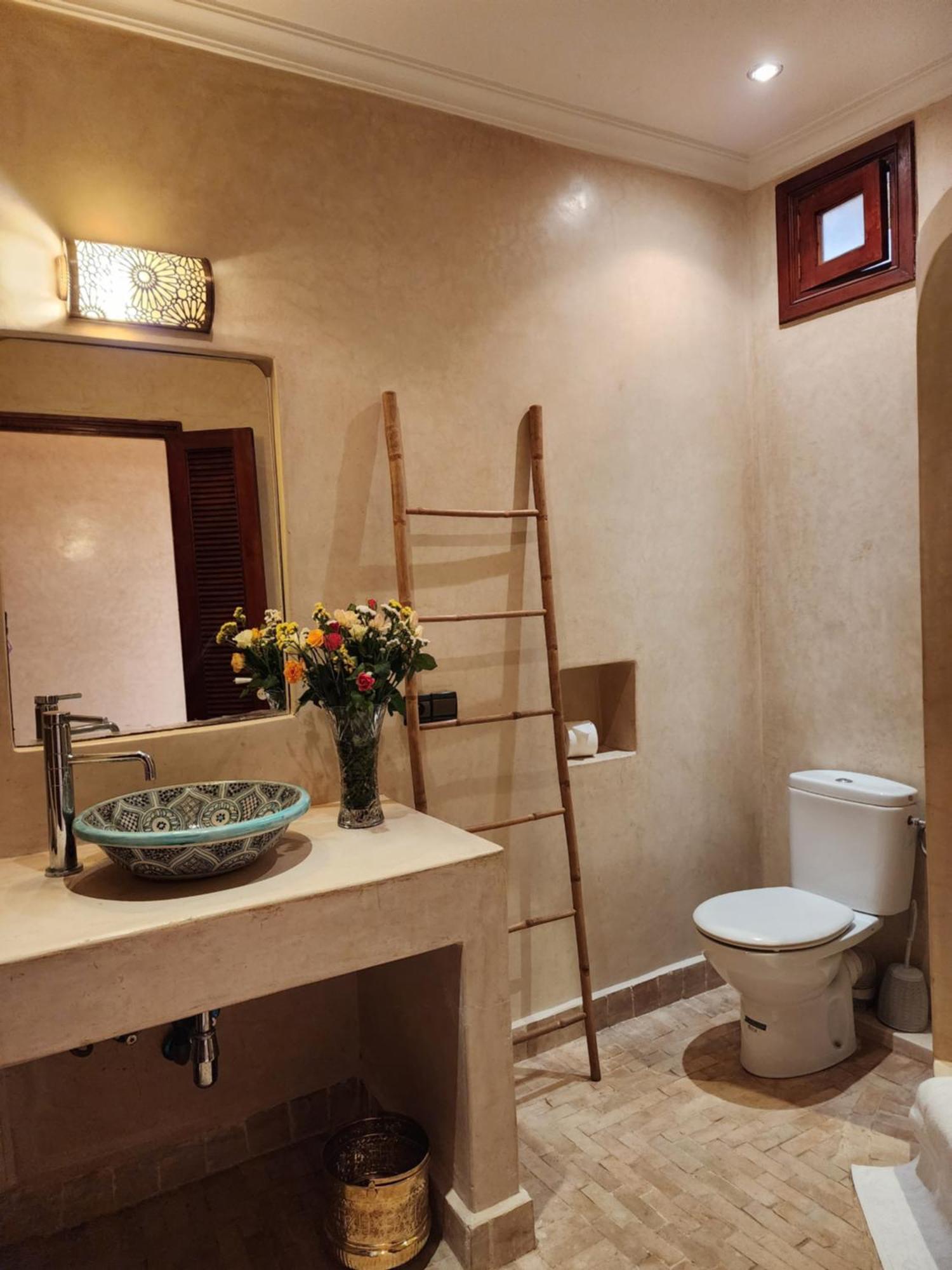 Mumtaz Marrakech *