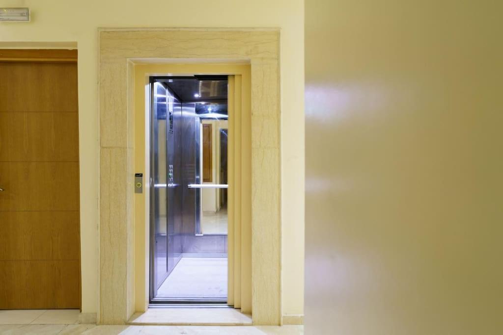 Apartment Luxury Cosy 2br Center Secure Parking Wifi