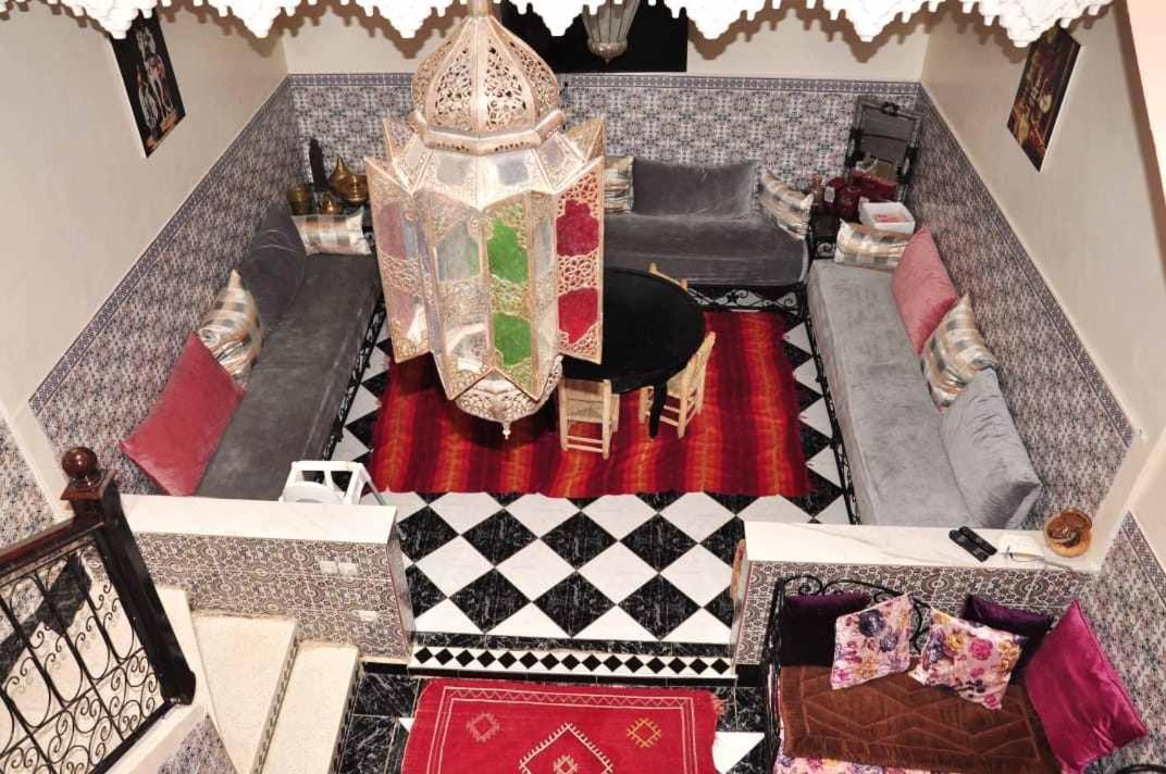 Nayla Guest house *