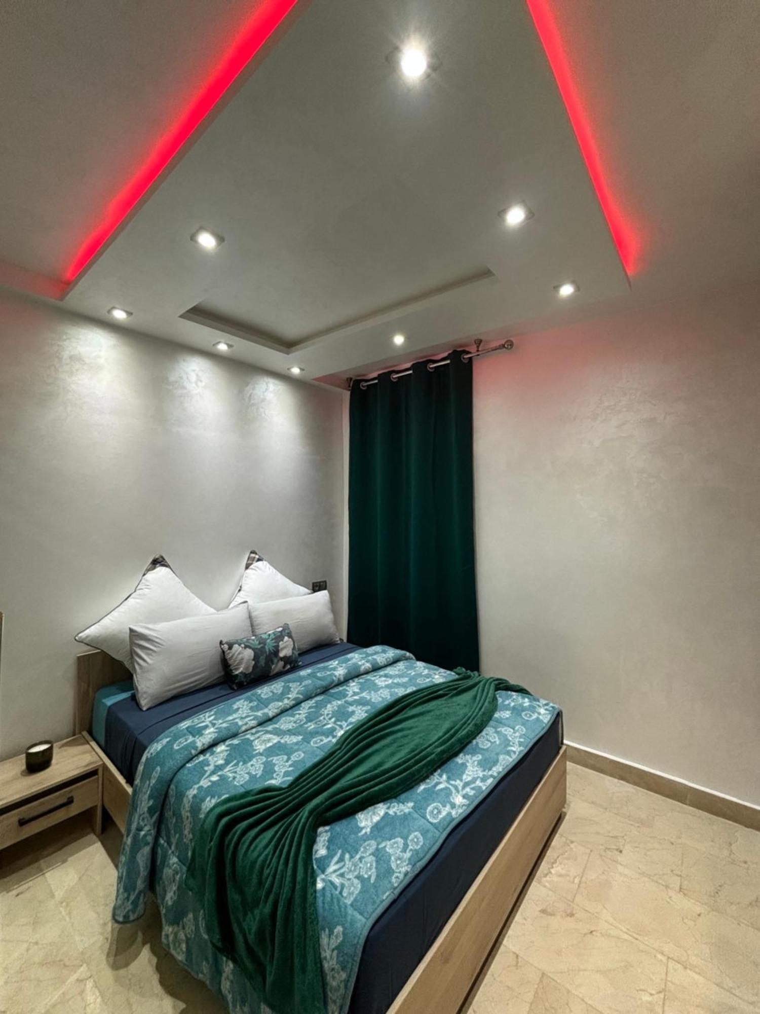Pavillon Luxury *