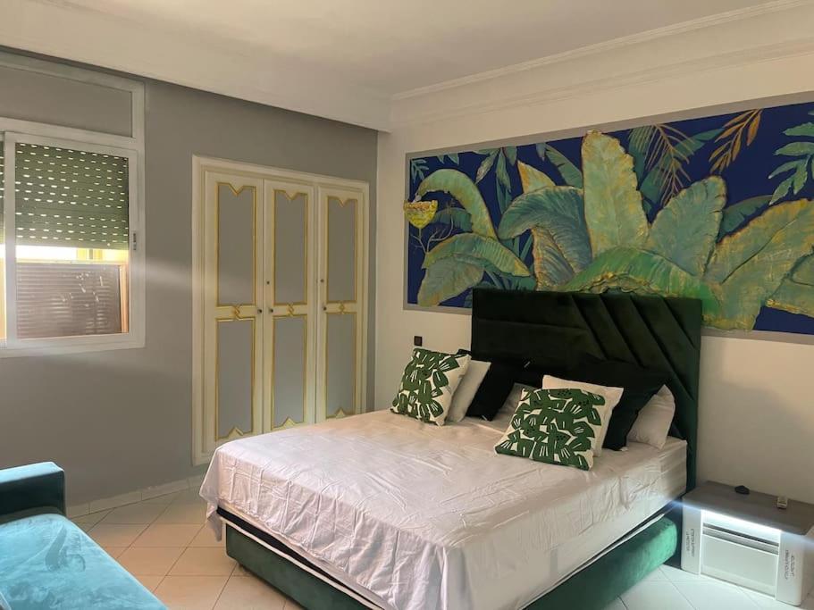 A L'hivernage Apartment