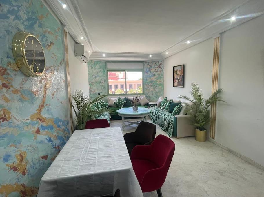 A L'hivernage Apartment *
