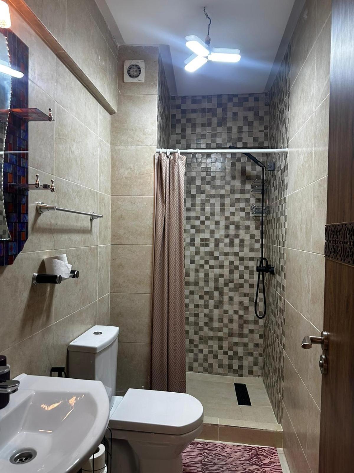 نور 5 كليز Apartment *
