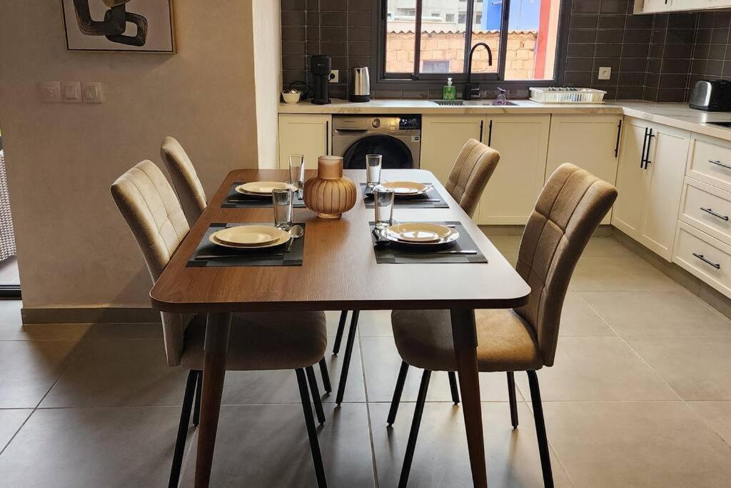 Apartment Luxury In Downtown Hivernage Neighborhood