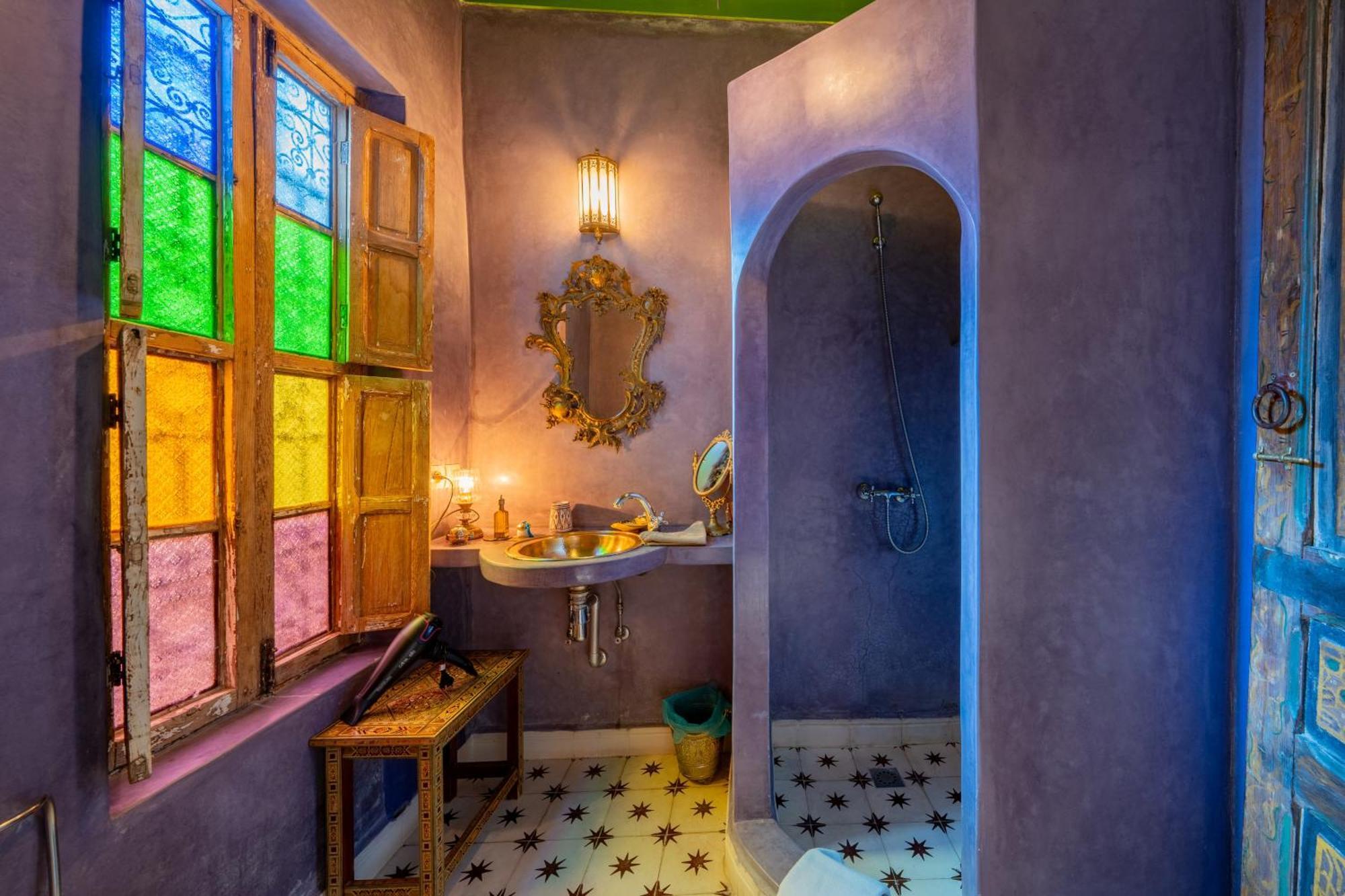 Riad Yamina52