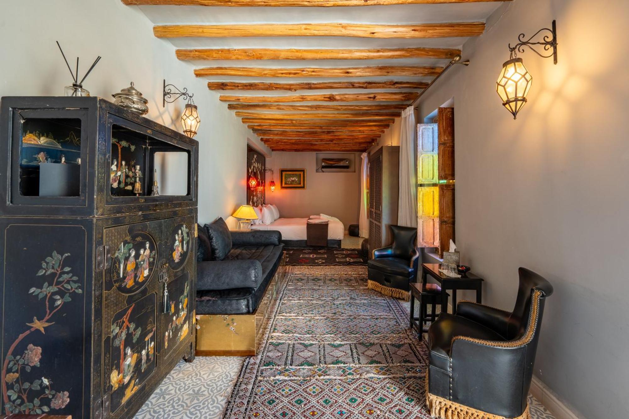 Yamina52 Riad