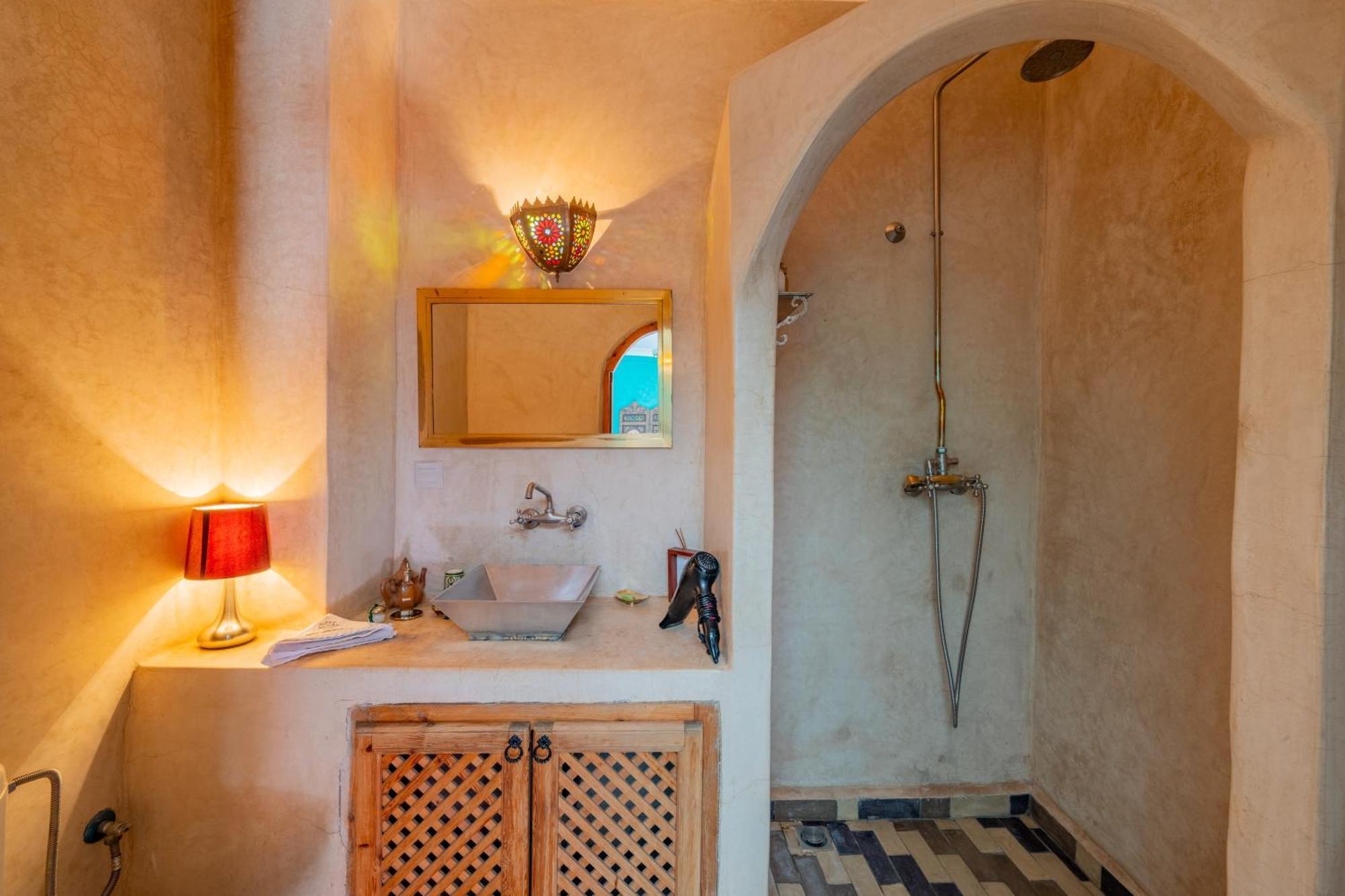 Riad Yamina52