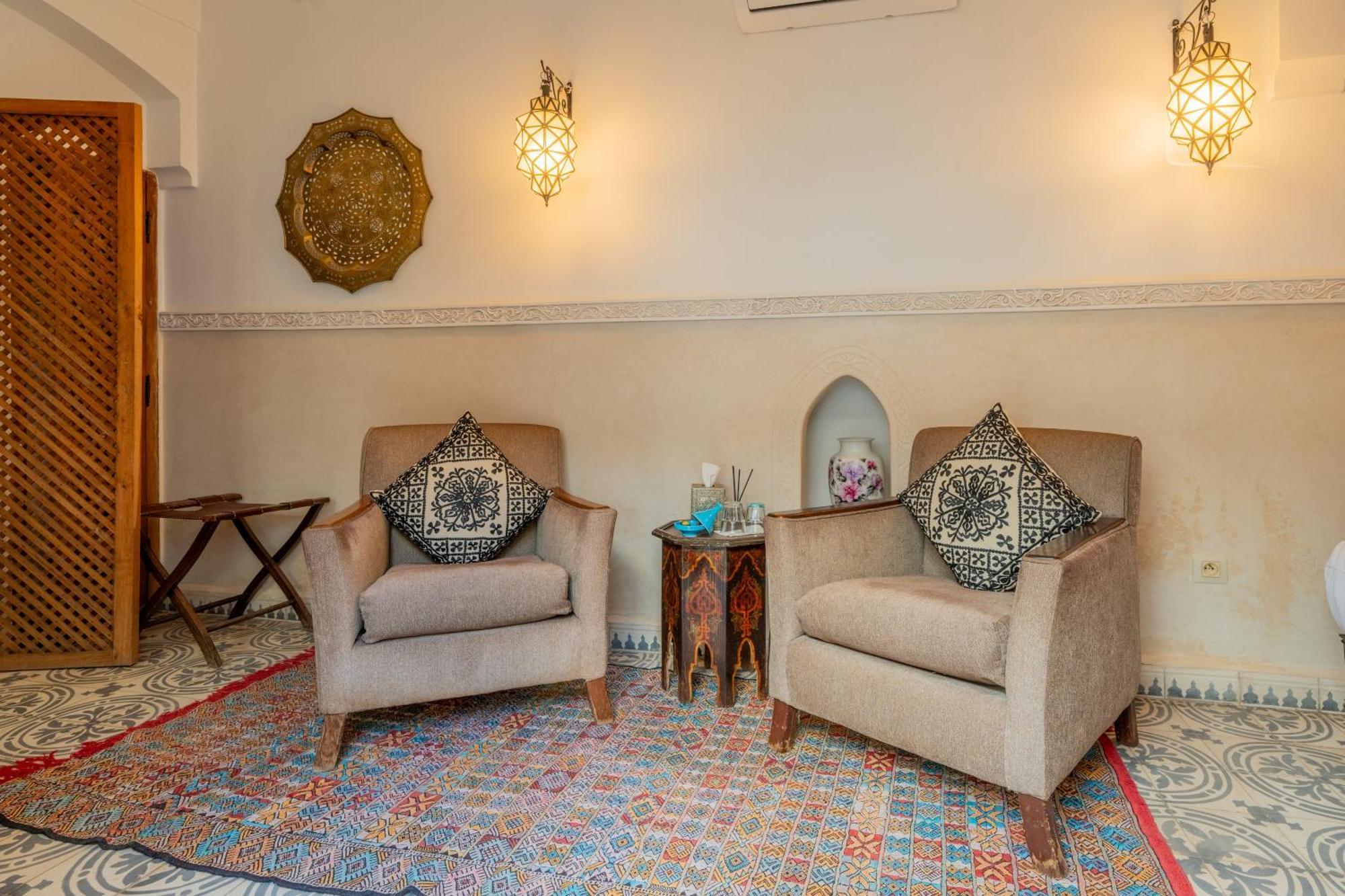 Yamina52 Riad