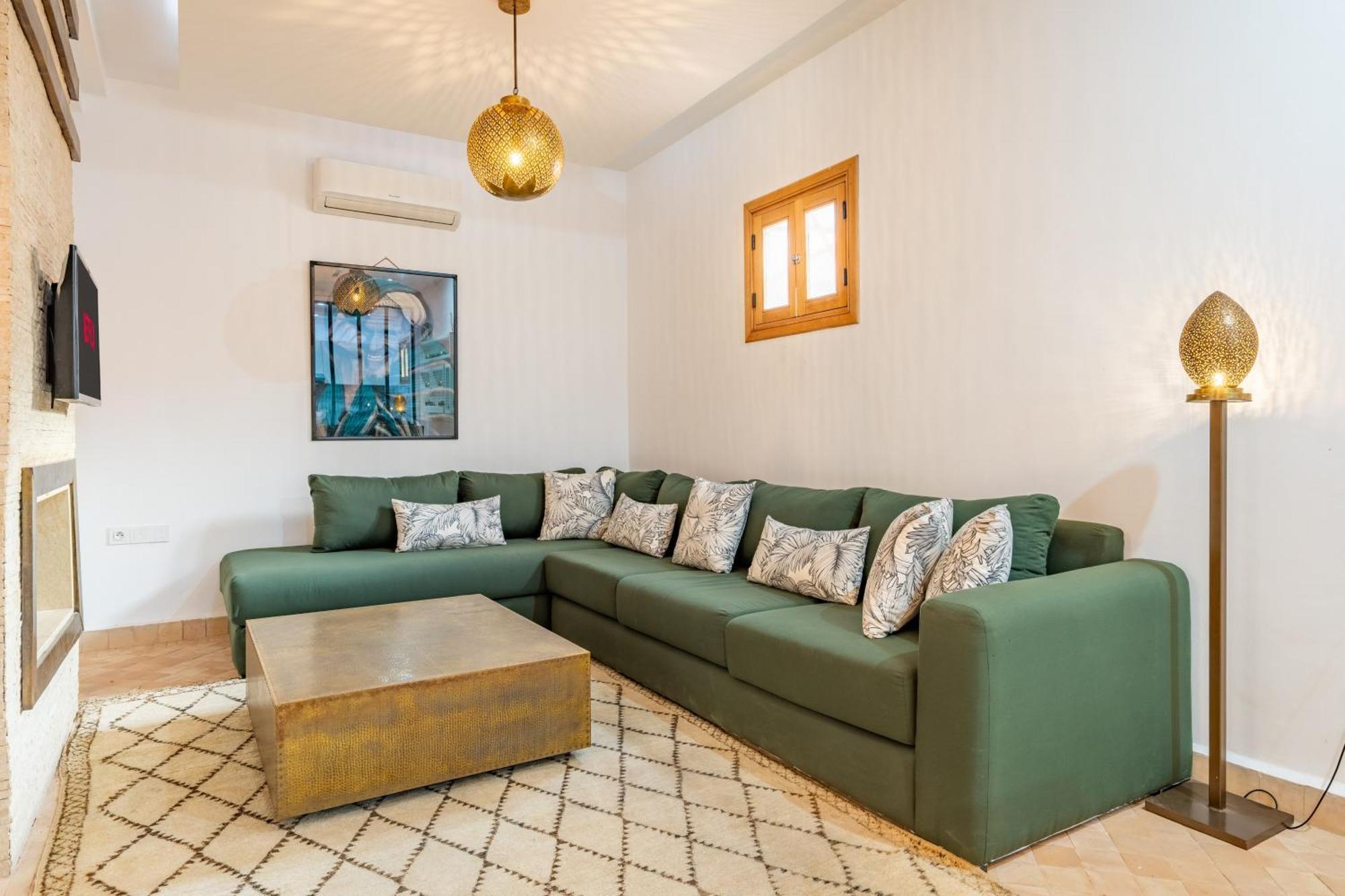 Swan-exclusif - Piscine Chauffee - Petit Dejeuner Holiday home