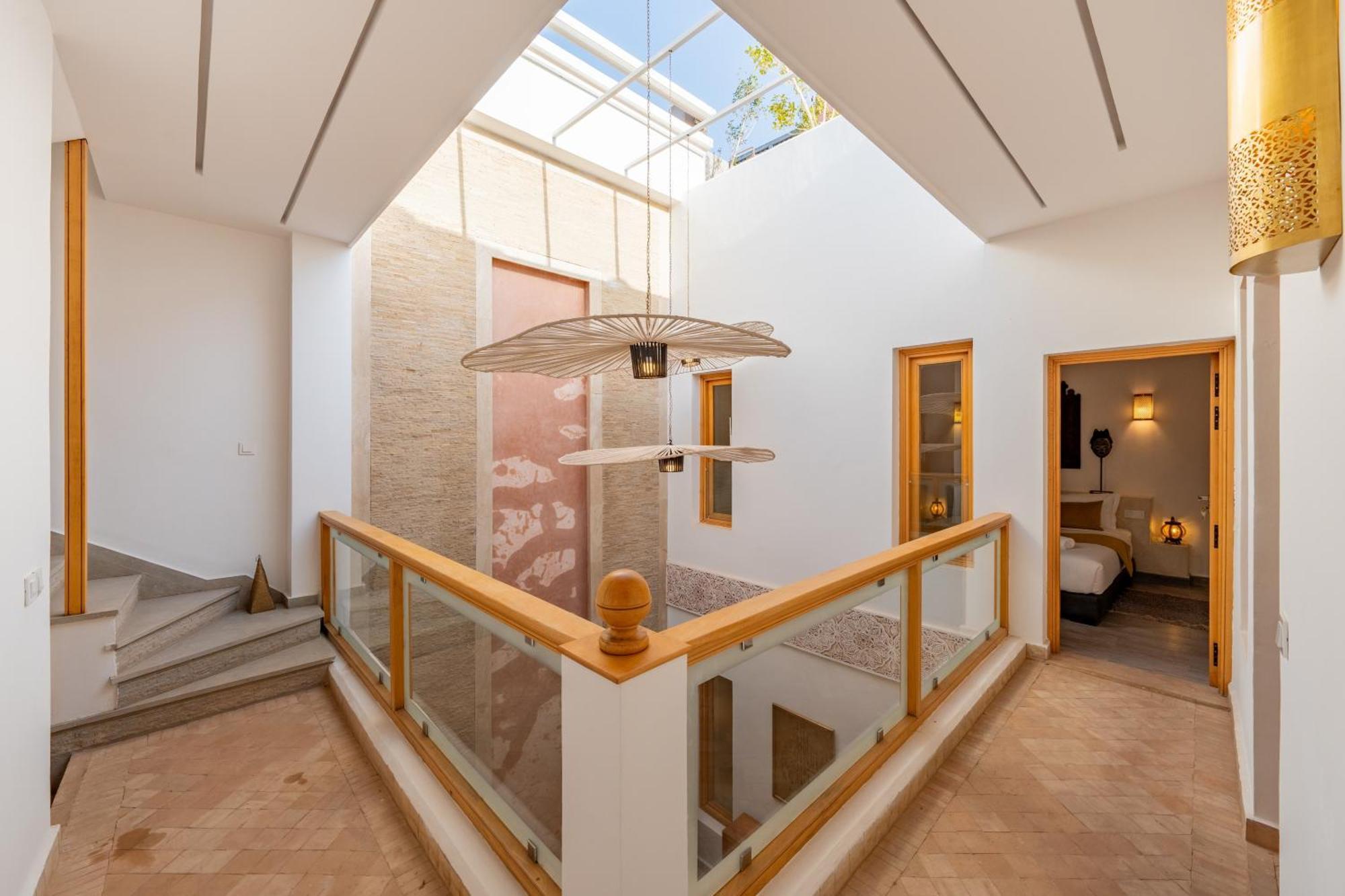 Swan-exclusif - Piscine Chauffee - Petit Dejeuner Holiday home *