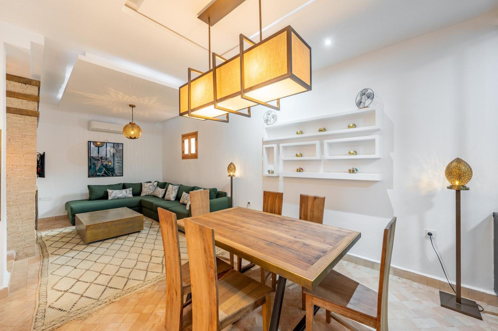 Swan-exclusif - Piscine Chauffee - Petit Dejeuner Holiday home