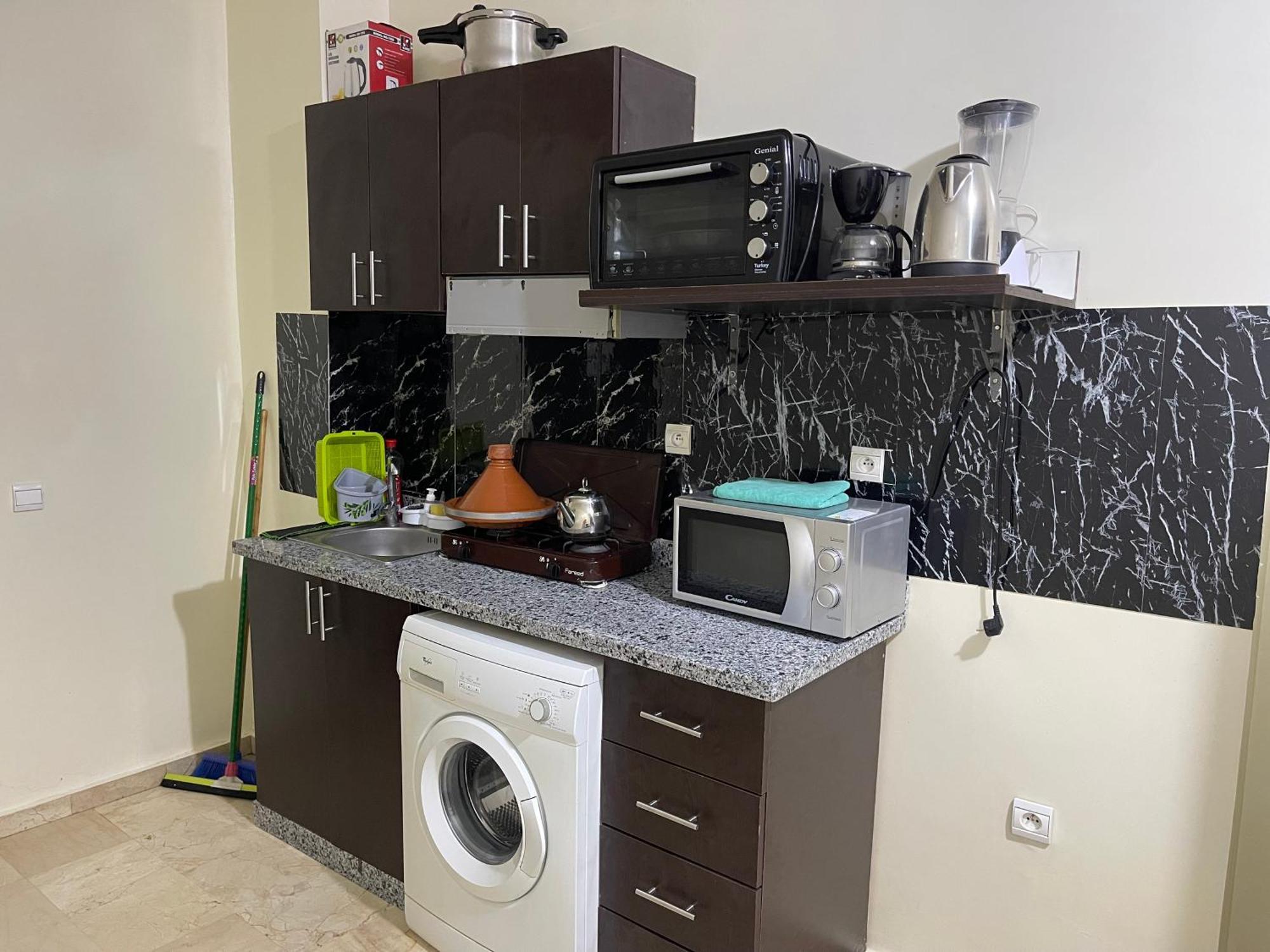 Appartement 10 1er Etage. Pour Famille *