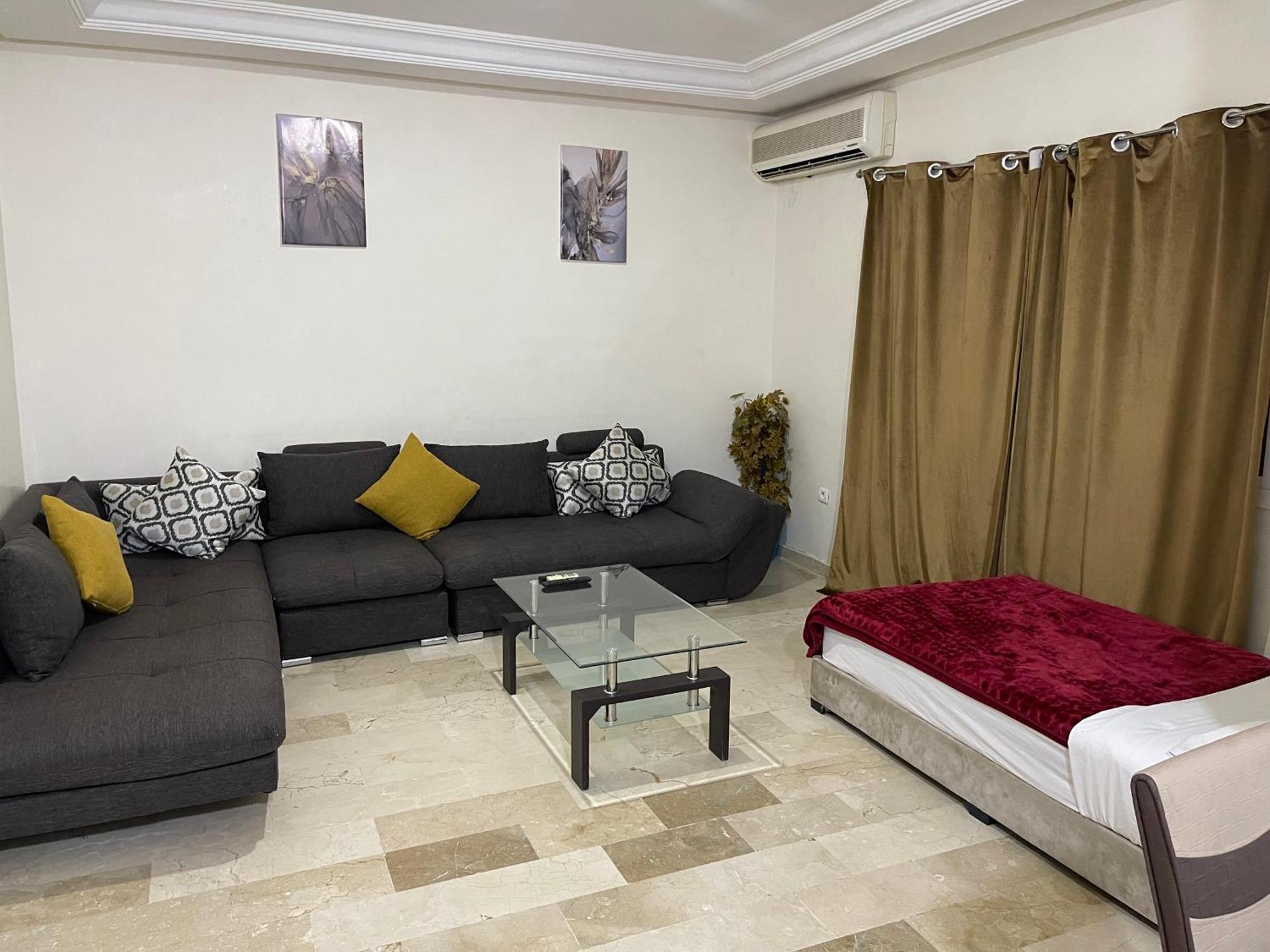 Apartamento 28 Au 4 Eme Etage Avec Balcon *