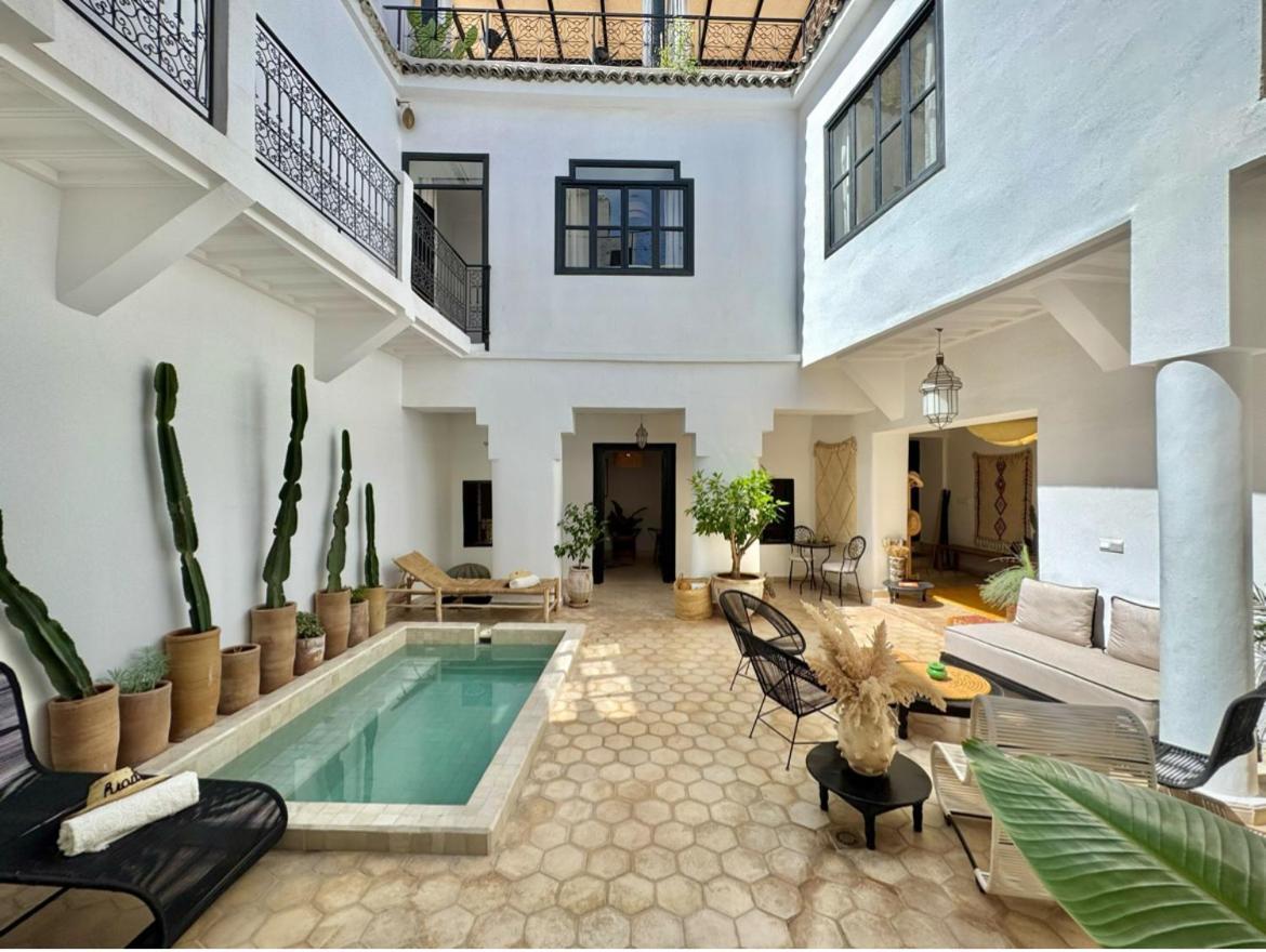 Riad 27 & Entierement Privatise Marrakesh