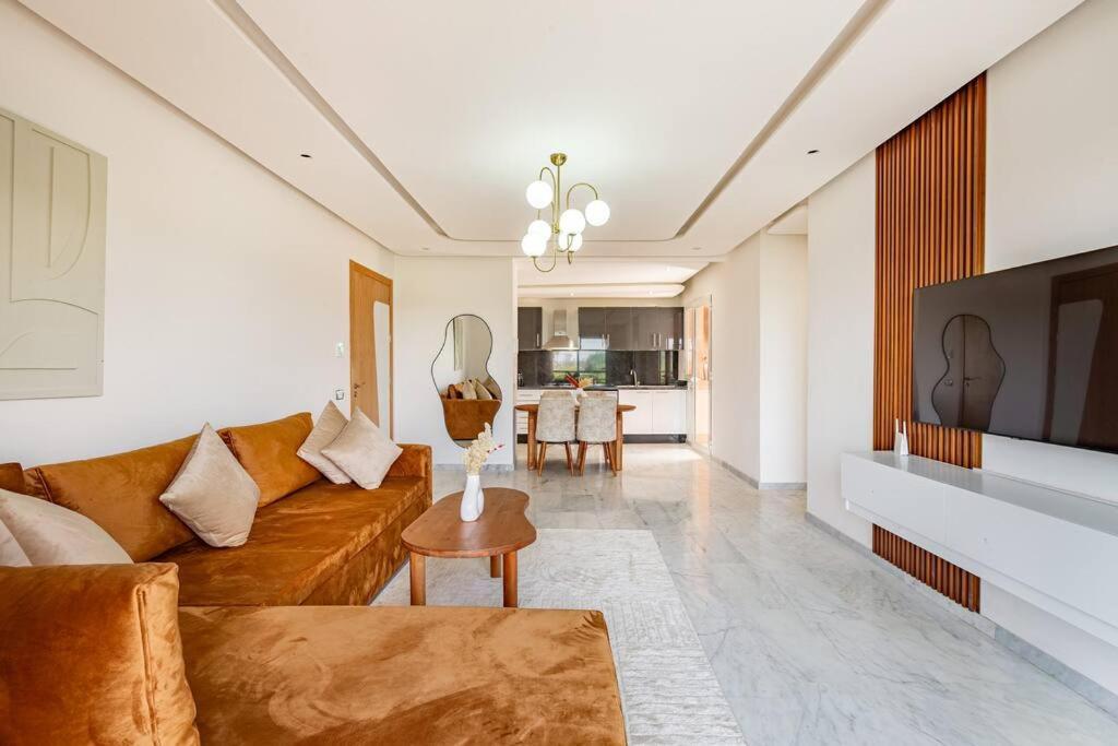 New! Appt Garden, Piscine & Wifi & Parking