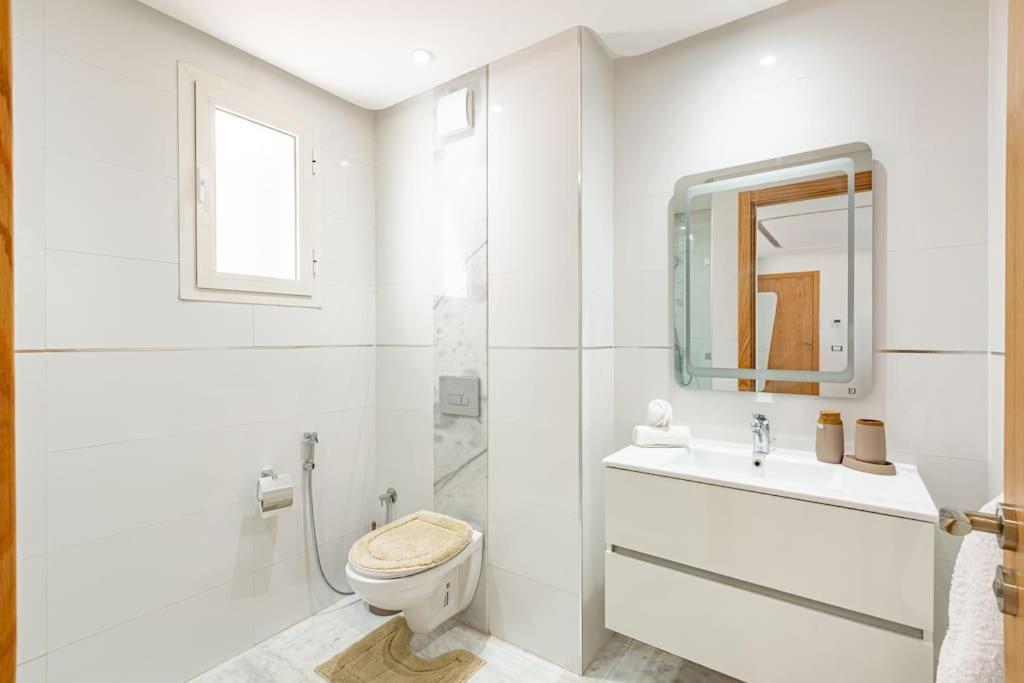 Apartment New! Appt Garden, Piscine & Wifi & Parking