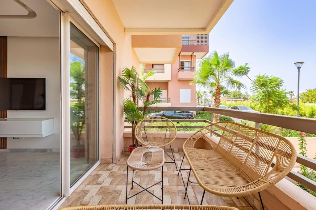 Apartment New! Appt Garden, Piscine & Wifi & Parking *