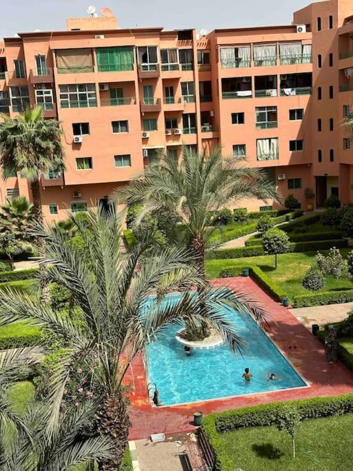 Avec Piscine Gueliz